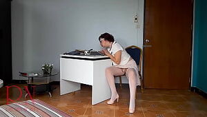 Upskirt Depraved secretary. Vintage SeXretary. No panties office milf. Nude office.
