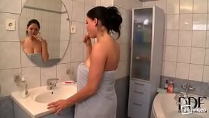 Girl with big natural Tits gets fucked in the shower